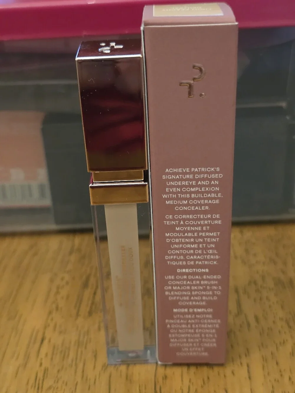 Patrick Ta Major Skin Soft Blur Brightening Concealer Light Peachy Neutral 2.